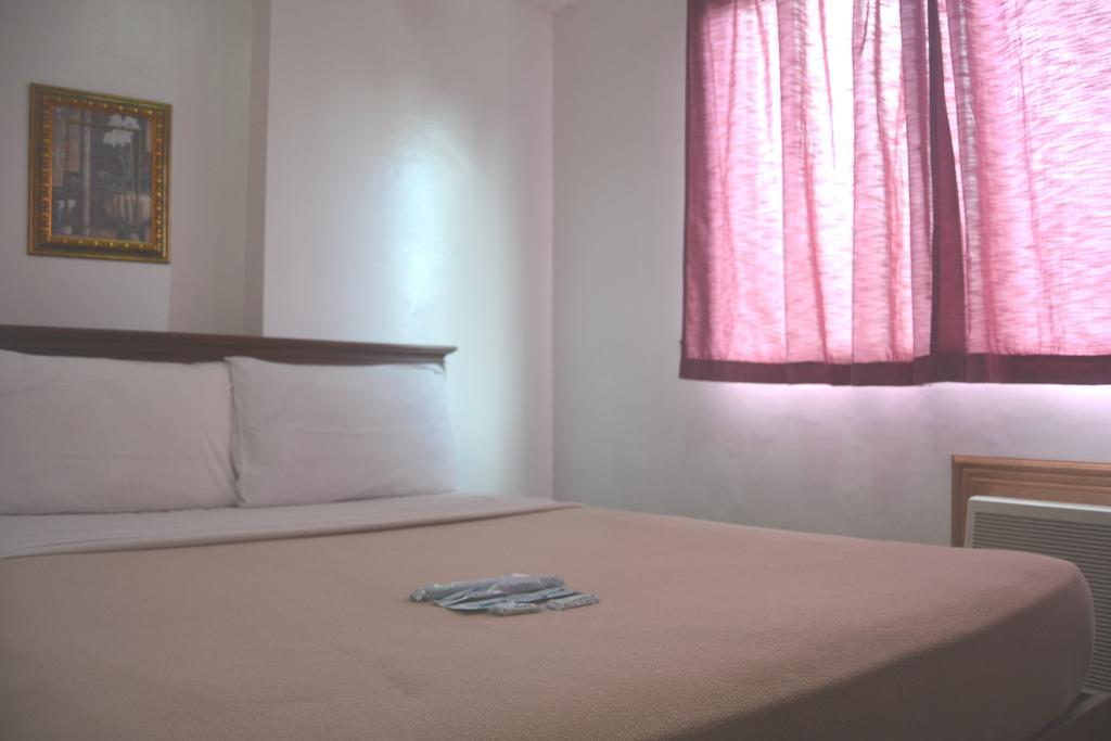 Isabelle Royale Paranaque Paranaque City Dış mekan fotoğraf
