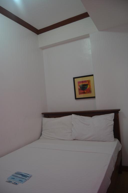 Isabelle Royale Paranaque Paranaque City Dış mekan fotoğraf