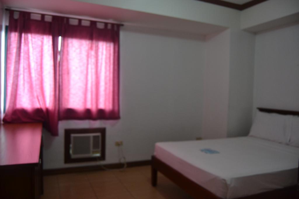 Isabelle Royale Paranaque Paranaque City Dış mekan fotoğraf