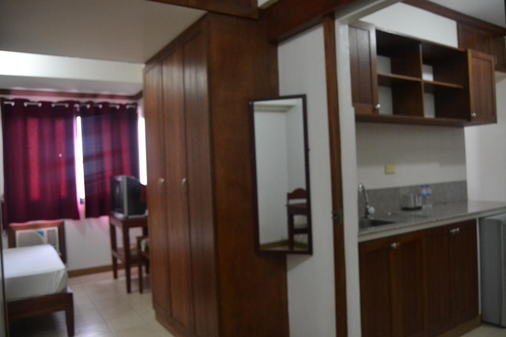Isabelle Royale Paranaque Paranaque City Dış mekan fotoğraf