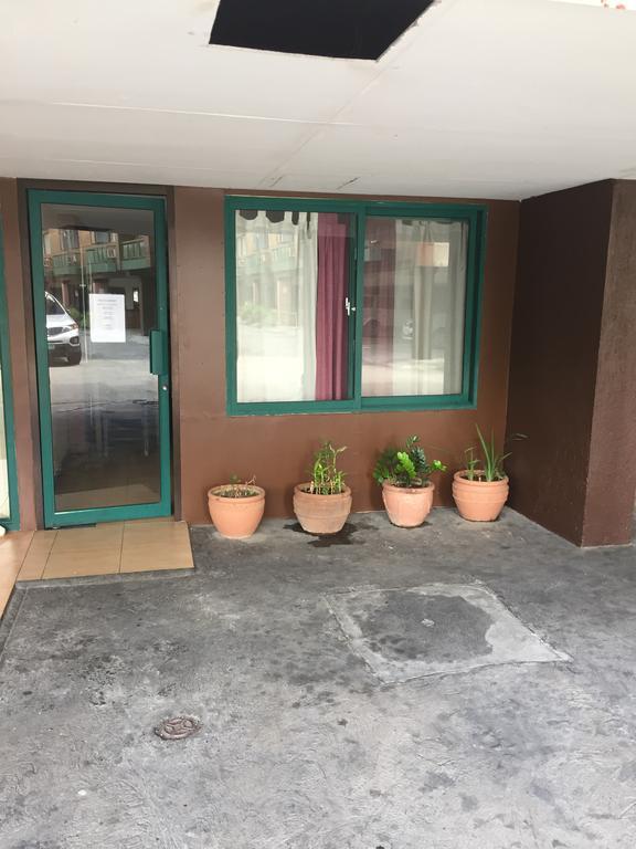 Isabelle Royale Paranaque Paranaque City Dış mekan fotoğraf